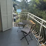 Astra Appartamento Ražanj