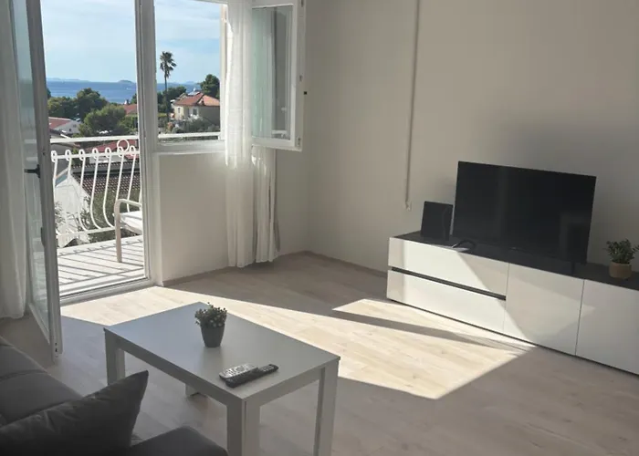 Apartment Astra Apartment Ražanj